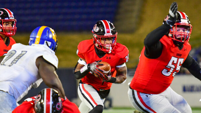 photo of 4A football championship Quince Orchard versus Wise dec 3 2021