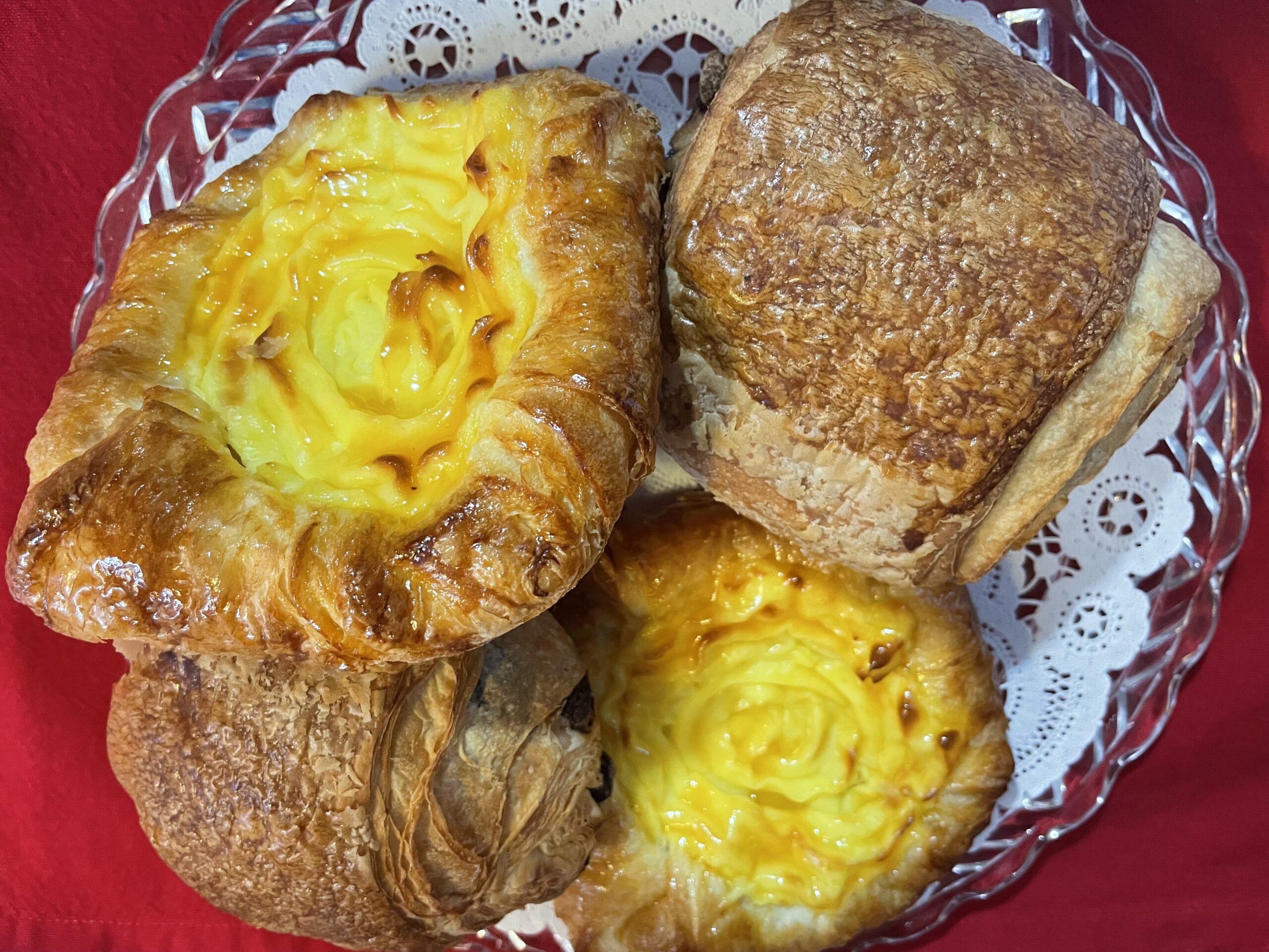 Shop local wheaton s ooh la la bakery montgomery community media