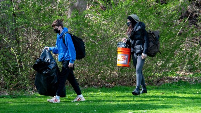 photo of cleanup in park