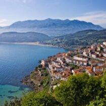 photo of the Village of Lastres in Asturia, on Camino del Norte