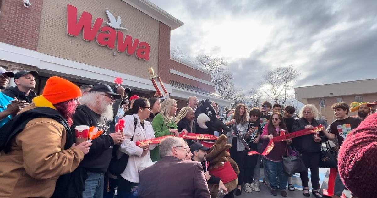 La Primera Estación Wawa del Condado Abre sus Puertas en Gaithersburg ...
