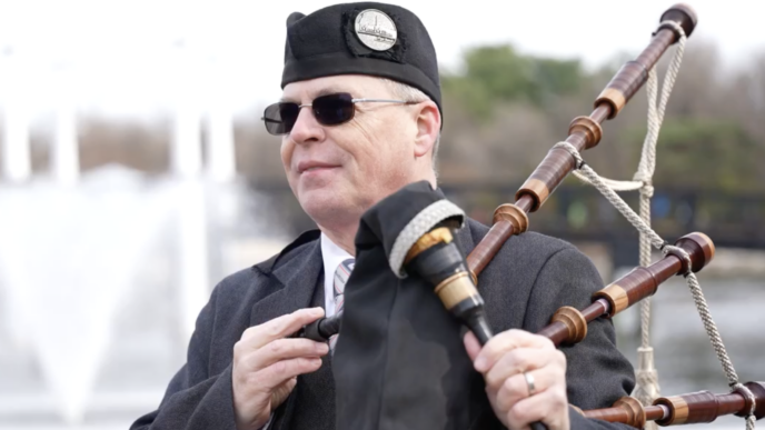 Chris Hamilton bag pipe player