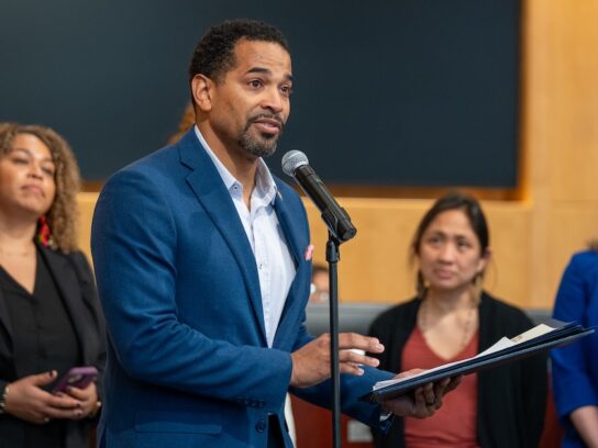 On March 12, 2024, Councilmember Will Jawando presents a proclamation for Autoimmune Awareness Month, a month dedicated to enhancing understanding and recognition of the over 100 identified autoimmune diseases, including rheumatoid arthritis, lupus, celiac, type 1 diabetes, psoriasis, and multiple sclerosis. Photos by Benjamin Sky Brandt for the Montgomery County Council.