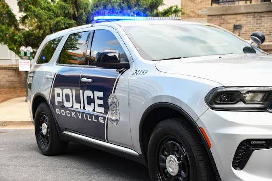 Mother dies walking with child in Rockville