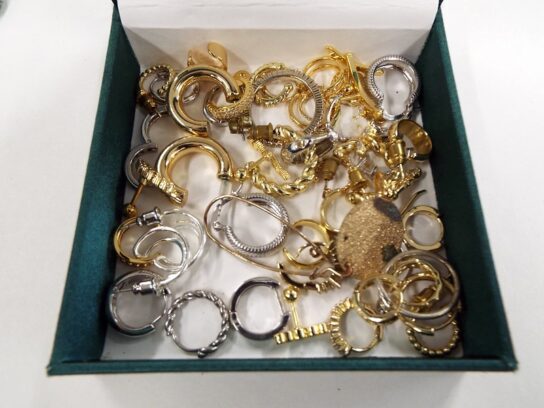 Stolen jewelry. Photo credit: Montgomery County Department of Police